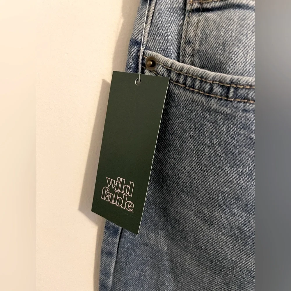 Sz 6/29” inseam woman Medium wash 90s relaxed straight jeans wild fable - Picture 4 of 6
